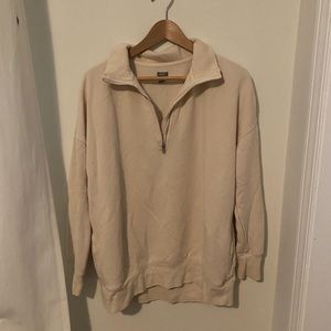 Half zip sweatshirt